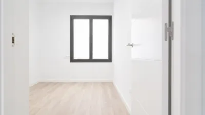 Flat in Passatge de Jonqueres photo 6