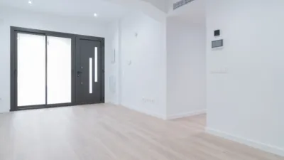 Flat in Passatge de Jonqueres photo 14
