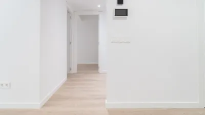 Flat in Passatge de Jonqueres photo 5