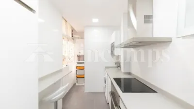 Apartment on Carrer de Balmes photo 6
