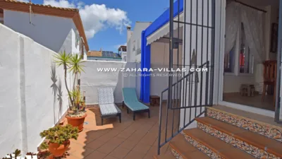 Semi-detached house on Calle Tahona photo 4