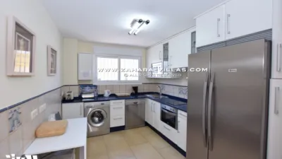 Semi-detached house on Calle Tahona photo 32