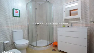 Semi-detached house on Calle Tahona photo 47