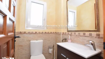 Semi-detached house on Calle Tahona photo 34