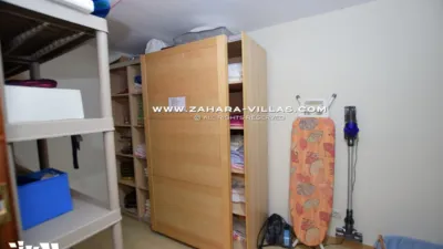 Semi-detached house on Calle Tahona photo 51