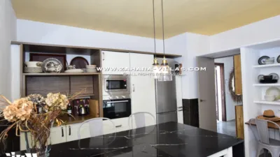 Detached house on Calle Maquila photo 17