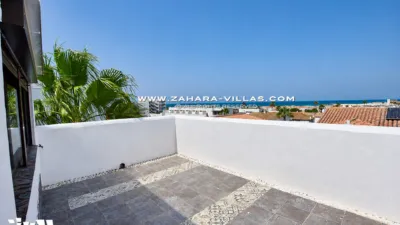 Detached house on Calle Maquila photo 38