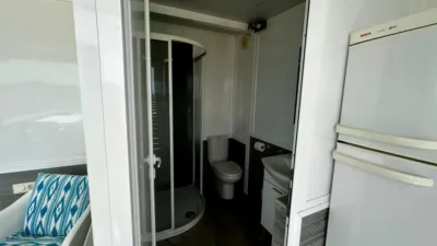 Apartment on Passeig de Londres photo 13
