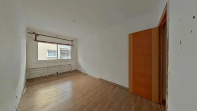 Apartment at Carrer del Pintor Togores, 39 photo 3