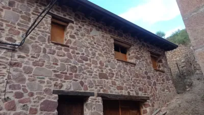 Casa unifamiliar en venta en Calle del Adrero, Viniegra de Abajo de 100.000 €