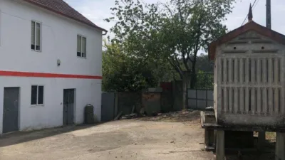 Casa en venta en Calle Porto Cabeiro, Vilar de Infesta (Redondela) de 306.000 €