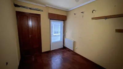 Piso en venta en Calle de Asturias, 10, cerca de Travesía de Vigo, Fátima-Travesía de Vigo-San Xoán (Distrito Casco Urbano. Vigo) de 234.000 €
