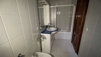 Piso en venta en Calle de Asturias, 10, cerca de Travesía de Vigo, Fátima-Travesía de Vigo-San Xoán (Distrito Casco Urbano. Vigo) de 234.000 €