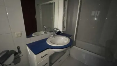 Piso en venta en Calle de Asturias, 10, cerca de Travesía de Vigo, Fátima-Travesía de Vigo-San Xoán (Distrito Casco Urbano. Vigo) de 234.000 €