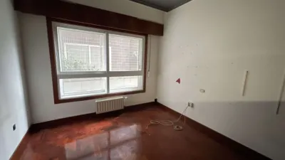 Piso en venta en Calle de Asturias, 10, cerca de Travesía de Vigo, Fátima-Travesía de Vigo-San Xoán (Distrito Casco Urbano. Vigo) de 234.000 €