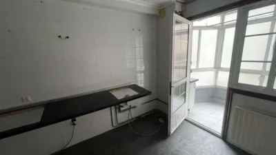 Piso en venta en Calle de Asturias, 10, cerca de Travesía de Vigo, Fátima-Travesía de Vigo-San Xoán (Distrito Casco Urbano. Vigo) de 234.000 €