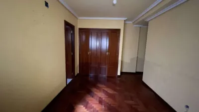 Piso en venta en Calle de Asturias, 10, cerca de Travesía de Vigo, Fátima-Travesía de Vigo-San Xoán (Distrito Casco Urbano. Vigo) de 234.000 €