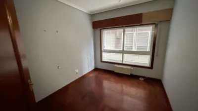Piso en venta en Calle de Asturias, 10, cerca de Travesía de Vigo, Fátima-Travesía de Vigo-San Xoán (Distrito Casco Urbano. Vigo) de 234.000 €
