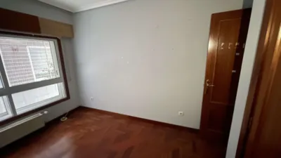 Piso en venta en Calle de Asturias, 10, cerca de Travesía de Vigo, Fátima-Travesía de Vigo-San Xoán (Distrito Casco Urbano. Vigo) de 234.000 €