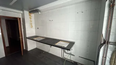 Piso en venta en Calle de Asturias, 10, cerca de Travesía de Vigo, Fátima-Travesía de Vigo-San Xoán (Distrito Casco Urbano. Vigo) de 234.000 €