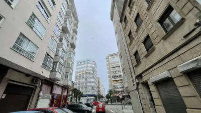 Piso en venta en Calle de Asturias, 10, cerca de Travesía de Vigo, Fátima-Travesía de Vigo-San Xoán (Distrito Casco Urbano. Vigo) de 234.000 €
