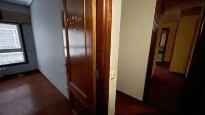 Piso en venta en Calle de Asturias, 10, cerca de Travesía de Vigo, Fátima-Travesía de Vigo-San Xoán (Distrito Casco Urbano. Vigo) de 234.000 €
