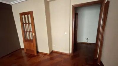Piso en venta en Calle de Asturias, 10, cerca de Travesía de Vigo, Fátima-Travesía de Vigo-San Xoán (Distrito Casco Urbano. Vigo) de 234.000 €