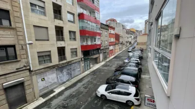 Piso en venta en Calle de Asturias, 10, cerca de Travesía de Vigo, Fátima-Travesía de Vigo-San Xoán (Distrito Casco Urbano. Vigo) de 234.000 €