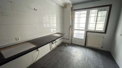 Piso en venta en Calle de Asturias, 10, cerca de Travesía de Vigo, Fátima-Travesía de Vigo-San Xoán (Distrito Casco Urbano. Vigo) de 234.000 €