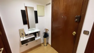 Piso en venta en Calle del Conde de Torrecedeira, cerca de Camino Camilo Tuche, Berbés-Peritos (Distrito Casco Urbano. Vigo) de 275.000 €