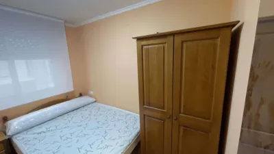 Piso en venta en Calle del Conde de Torrecedeira, cerca de Camino Camilo Tuche, Berbés-Peritos (Distrito Casco Urbano. Vigo) de 275.000 €