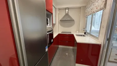 Piso en venta en Calle del Conde de Torrecedeira, cerca de Camino Camilo Tuche, Berbés-Peritos (Distrito Casco Urbano. Vigo) de 275.000 €