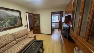 Piso en venta en Calle del Conde de Torrecedeira, cerca de Camino Camilo Tuche, Berbés-Peritos (Distrito Casco Urbano. Vigo) de 275.000 €
