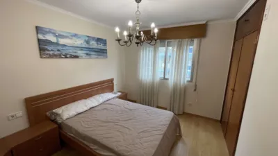 Piso en venta en Calle del Conde de Torrecedeira, cerca de Camino Camilo Tuche, Berbés-Peritos (Distrito Casco Urbano. Vigo) de 275.000 €