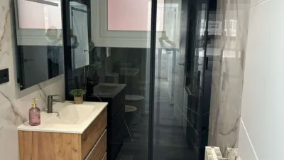 Piso en venta en Avenida de Buenos Aires, Teis (Vigo) de 229.000 €
