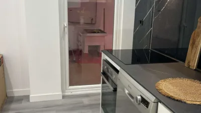 Piso en venta en Avenida de Buenos Aires, Teis (Vigo) de 229.000 €