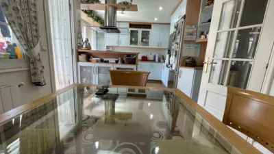 Piso en venta en Avenida de Madrid, Praza España-Zona Corte Inglés (Distrito Casco Urbano. Vigo) de 350.000 €