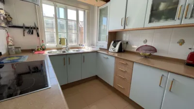 Piso en venta en Avenida de Madrid, Praza España-Zona Corte Inglés (Distrito Casco Urbano. Vigo) de 350.000 €