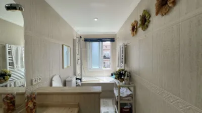Piso en venta en Avenida de Madrid, Praza España-Zona Corte Inglés (Distrito Casco Urbano. Vigo) de 350.000 €