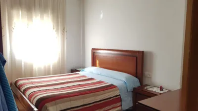 Chalet en venta en Calle Extrarradio, La Roda de 220.000 €