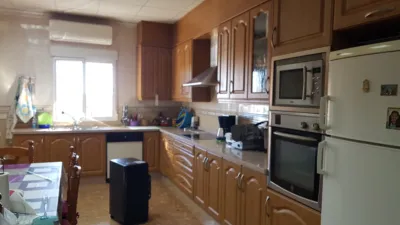 Chalet en venta en Calle Extrarradio, La Roda de 220.000 €