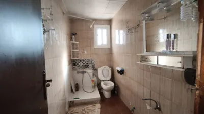 Penthouse on Carrer de Roma photo 8