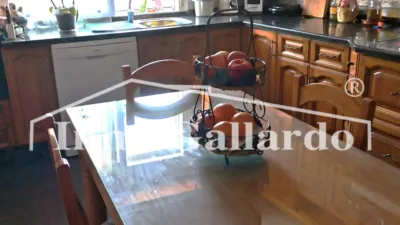 Chalet en venta en Sayalonga, Sayalonga de 249.520 €