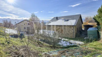 Casa en venta en Calle Rue Du 19 Mars 1962, Font-Romeu-Odeillo-Via de 515.000 €