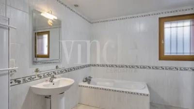 Casa en venta en Calle Rue Du 19 Mars 1962, Font-Romeu-Odeillo-Via de 515.000 €