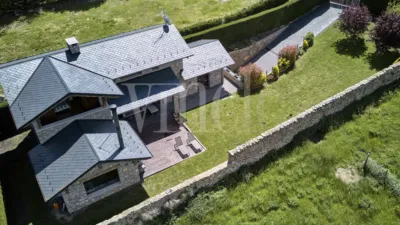House on Perers Street photo 39