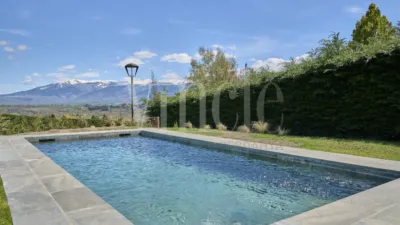 House on Carrer Cerdanya photo 4