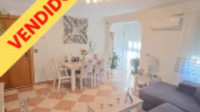 Flat on Calle Olivante de Laura photo 2
