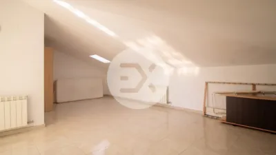 Duplex Penthouse on Carrer d'Agustina d'Aragó photo 24
