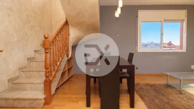 Duplex Penthouse on Carrer d'Agustina d'Aragó photo 4